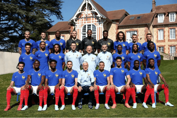 国足首胜背,后的拼搏与,爱国情怀,NG娱乐,NG娱乐真人,NG娱乐电子,NG大舞台